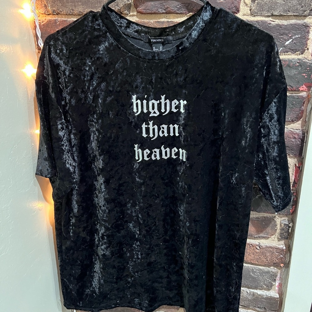 Forever 21 ‘Higher than Heaven’ Black Velvet Oversized Tee